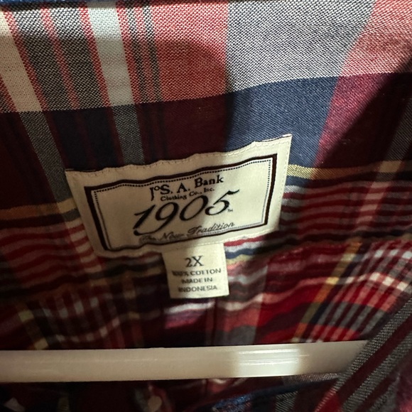 Jos. A Bank 2XL short sleeve Buttondown - Picture 2 of 2
